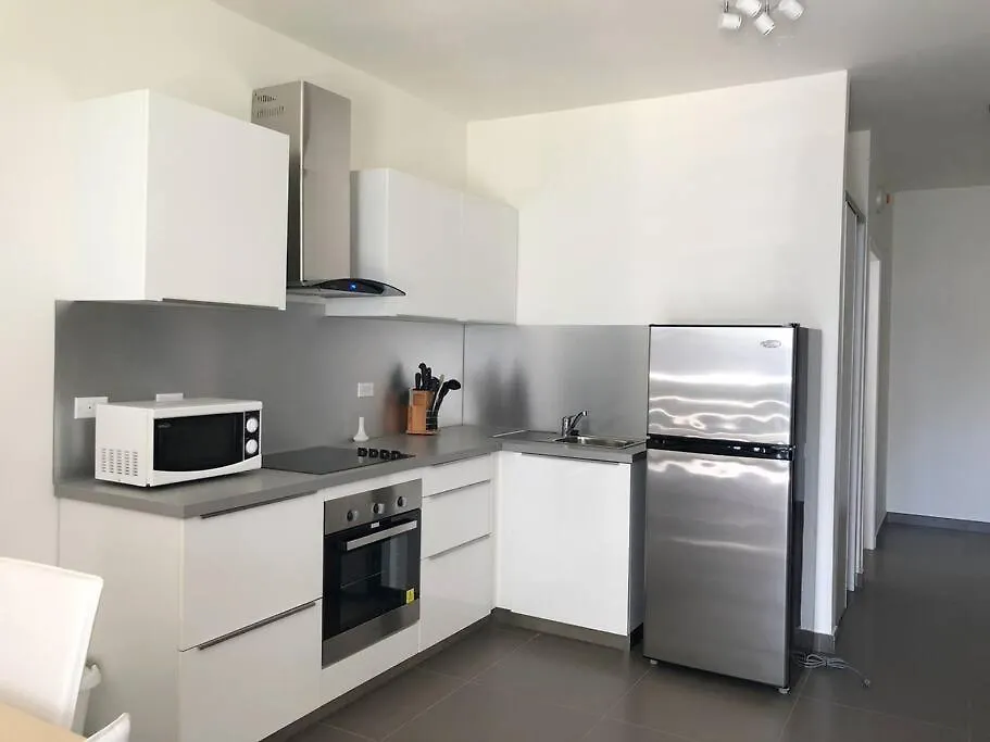 Convenient Studio Apt Near Airport, Beaches & Food Cupecoy  Apartamento Cupecoy (Sint Maarten)